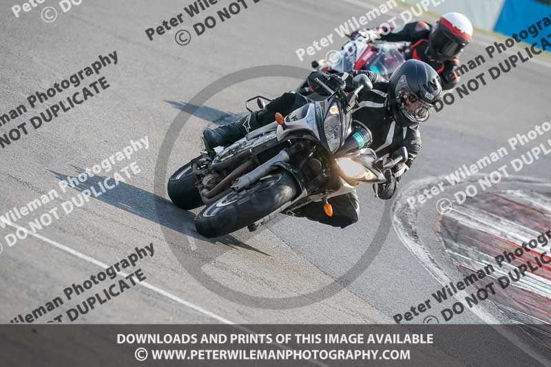 donington no limits trackday;donington park photographs;donington trackday photographs;no limits trackdays;peter wileman photography;trackday digital images;trackday photos